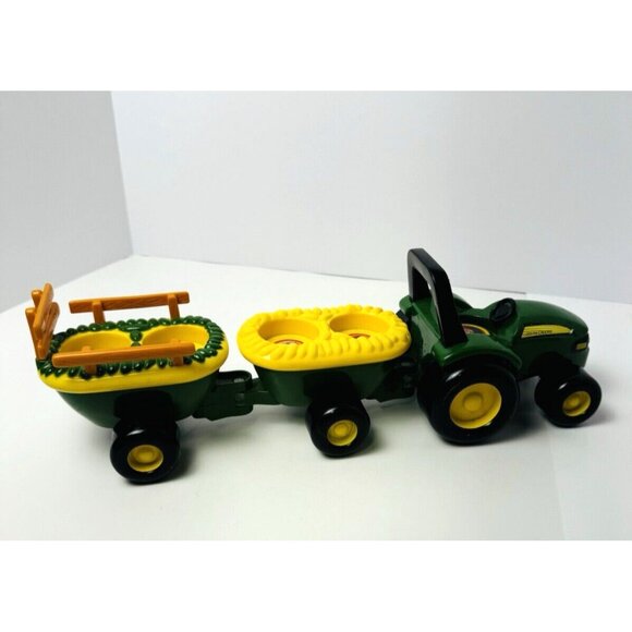 John Deere Animal Sounds Old MacDonald Hayride Tractor Musical Animal Sounds Toy - Picture 5 of 6